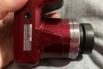 Kodak AZ401RD Point & Shoot Digital Camera with 3" LCD, Red