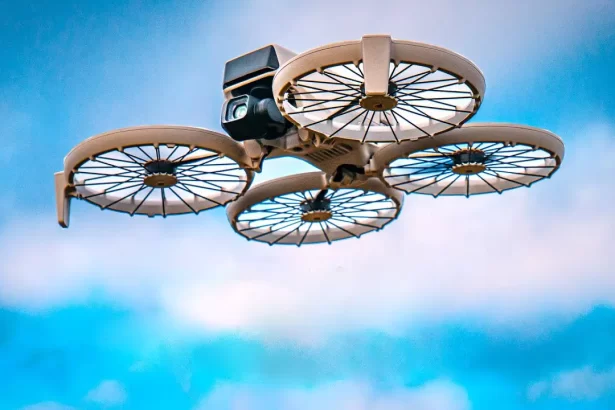 DJI Flip features a stunning compact design with exceptional imaging capabilities.