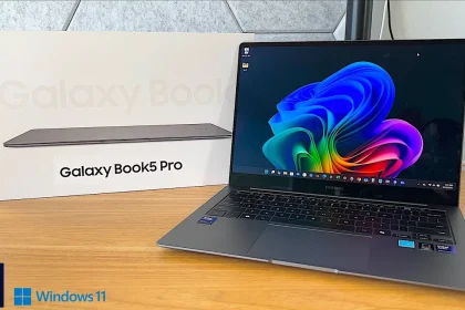 A detailed specifications graphic for the Samsung Galaxy Book5 360, a 15.6-inch 2-in-1 convertible laptop. Key specs include a choice of Intel Core Ultra 5 or Ultra 7 processors (Series 2, Lunar Lake), 16GB of LPDDR5X RAM, and up to 1TB NVMe SSD storage