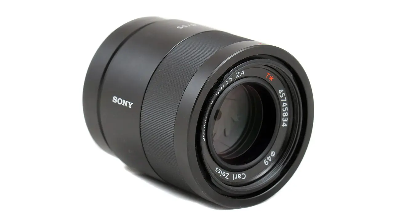 Sony FE 55mm F1.8 ZA Carl Zeiss Sonnar T* review: specs and price