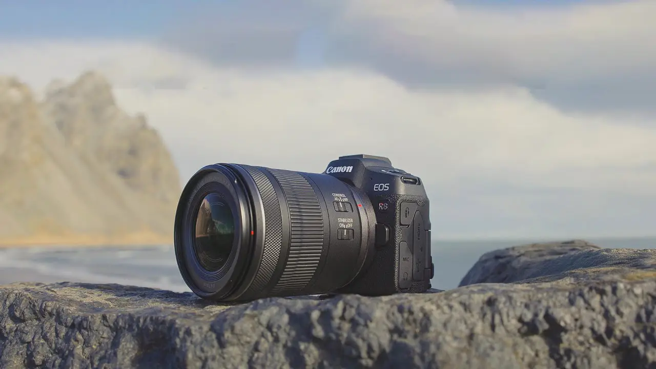 Canon EOS R6 Mark II Mirrorless Camera