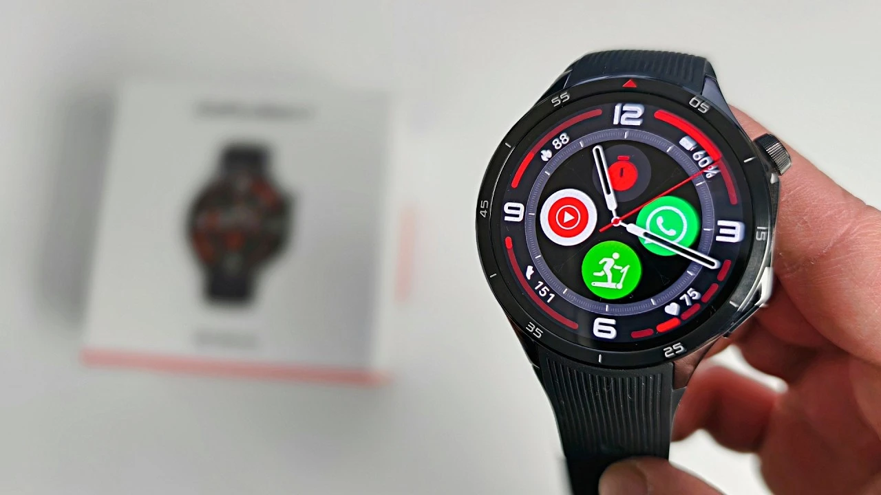 OnePlus Watch 3 in Obsidian Titanium with rotating crown, showing 1.5-inch AMOLED display and titanium alloy bezel.